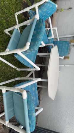 Outdoor Patio Chair Set with Table and 4 Chairs