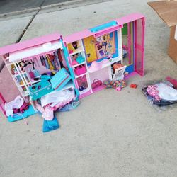 Barbie Dream Closet