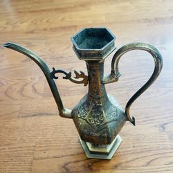 Ancient China Bronze Wine Decanter, Replicas Traditional Chinese Design ,candle Holder 