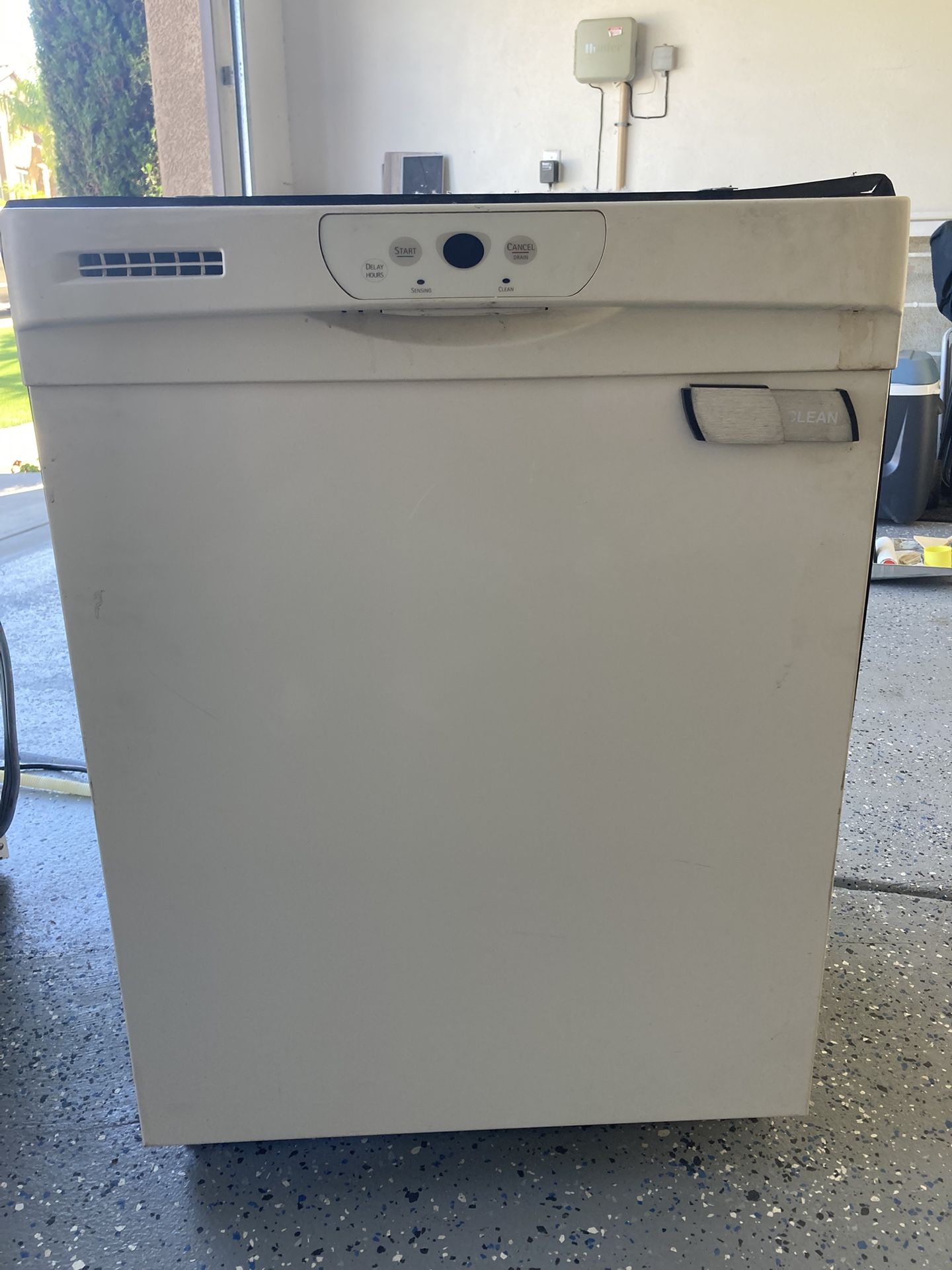 Dishwasher 