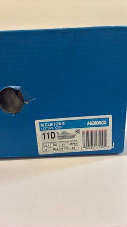 Hokas bondi 9 and Clifton 9