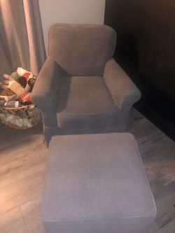 Crate and barrel rocking chair