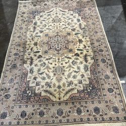 Handmade Persian Style Rug