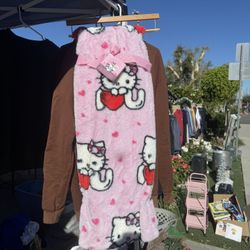 Hello Kitty Faux Blanket 