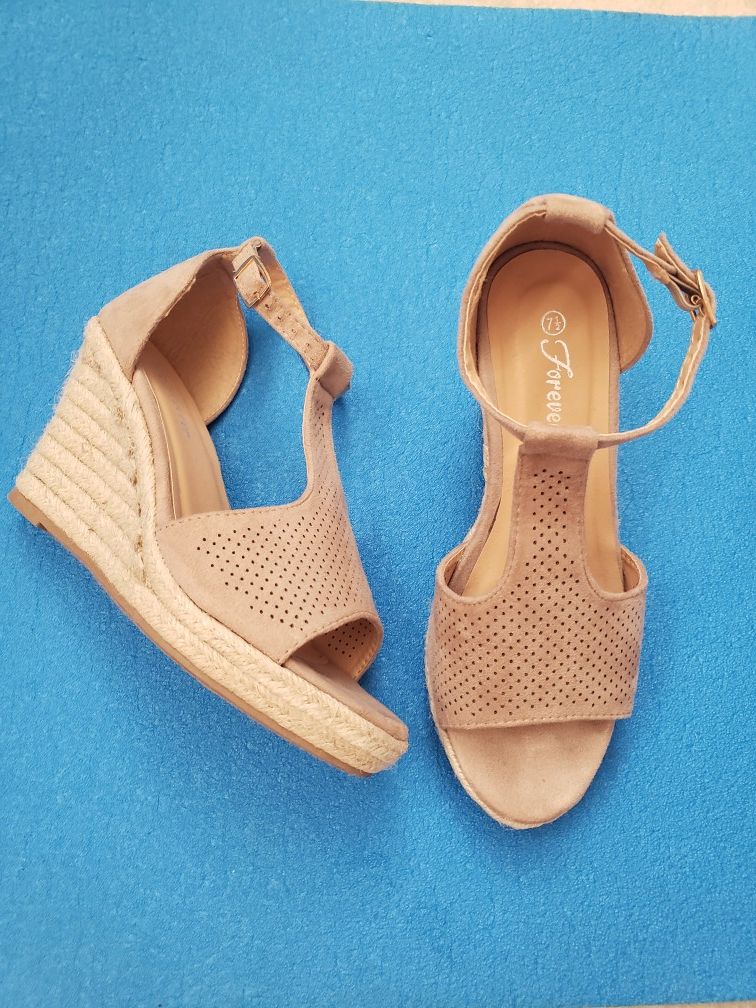 7.5 Super cute nude wedge shoes- worn only to a wedding