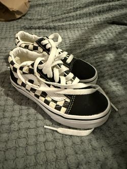 New Kids Vans Size 11k