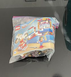 Lego Wonder Woman Dorm