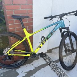 Trek X-Caliber 9 XL Mountain Bike