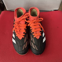 Adidas Predator Soccer Cleats Kids Size 5