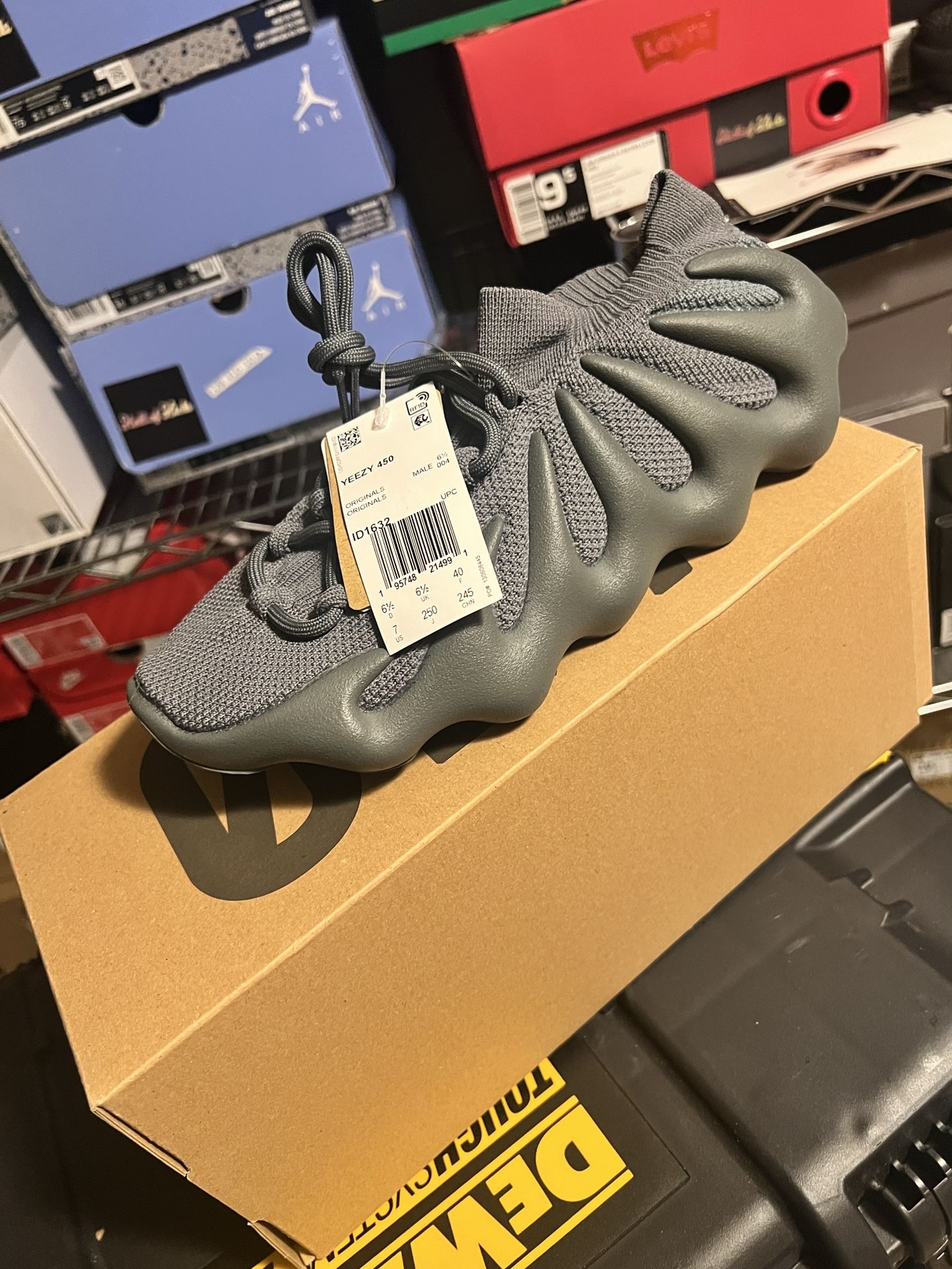 Yeezy 450 Stone Teal Size 7