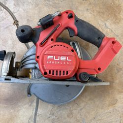 Milwaukee M18 Fuel Saw