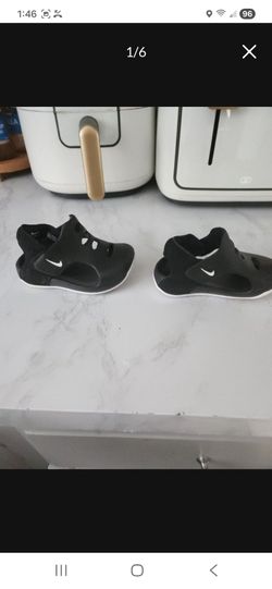 5c nike sandals