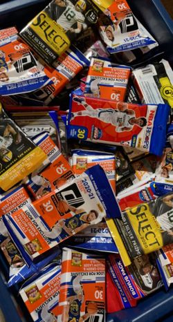 Basketball/Football Cards! NBA Hoops, Donruss, Select Football, Chronicles