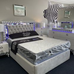 Queen Bed Set 