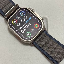 Apple Watch Ultra 2 Natural Titanium 49mm with Alpine Loop Band