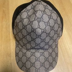 NEW*** Gucci, Armani, and Louis Vuitton/Supreme CAPS for Sale in McAllen,  TX - OfferUp