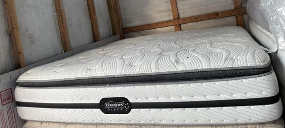 King Size Mattress (Colchón King Size)