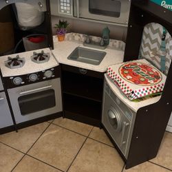 Kids Play  Kitchen 