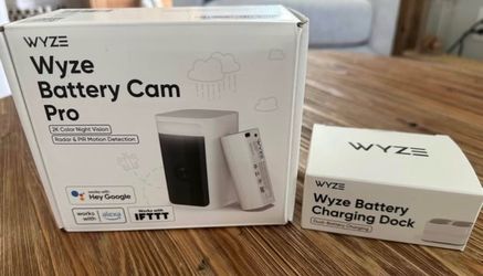 Wyze Battery Cam Pro with Charging Dock