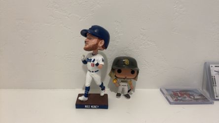 Max Muncie and Fernando Tatís￼