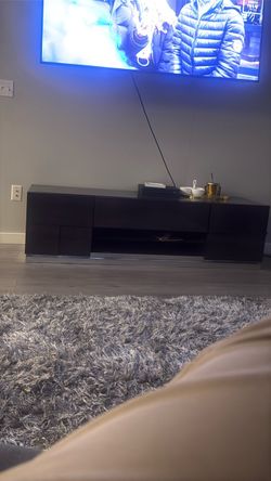 Tv stand