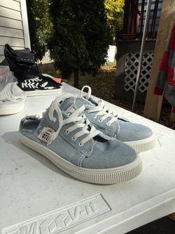 Blue and white canvas slip-on sneakers size 43