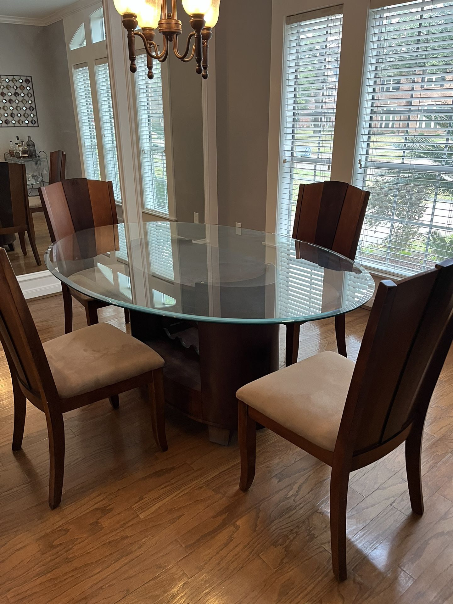 Glass Dinning Room Table With Wine Rack