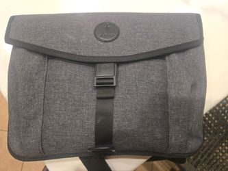 Alpaka small laptop bag.
