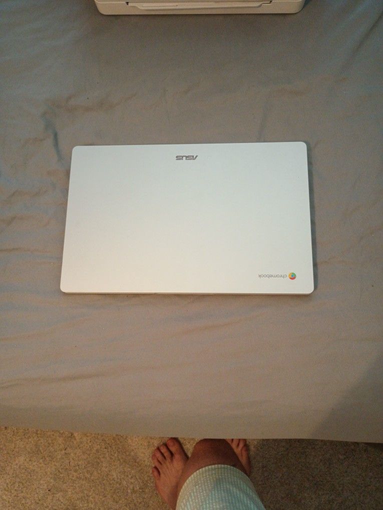Chromebook Laptop