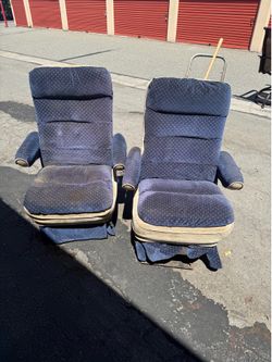 Captain Chairs
