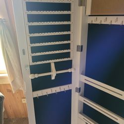 Stand Up Mirror Jewelry  Box With Lock