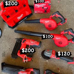 Milwaukee And Dewalt 