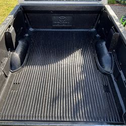 Toyota Bed Liner 