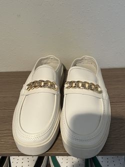 Women’s Loafers Size 6