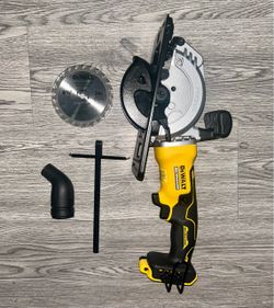 DEWALT DCS571 20V Max 4-1/2" Brushless Circular Saw