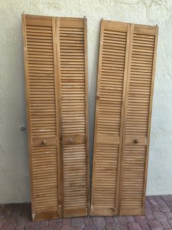 24" X 80"  Louver Bi-Fold Closet Doors 