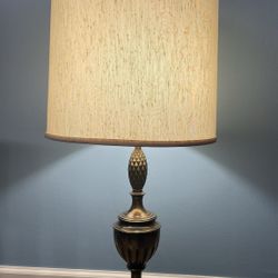  VINTAGE STIFFEL Heavy Brass TABLE LAMP PINEAPPLE With Linen Shade.  