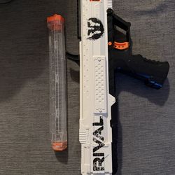 Nerf Rival Apollo XV-700 - Phantom Corps Edition w/ 12-Round Mag