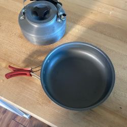 Camp Kettle With Pan