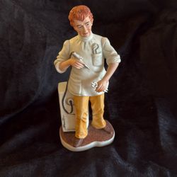   Vintage Figurine Made in Japan By Lefton