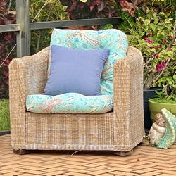 Large Weather Proof Comfy Armchair 