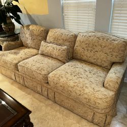 Bernhardt Couch