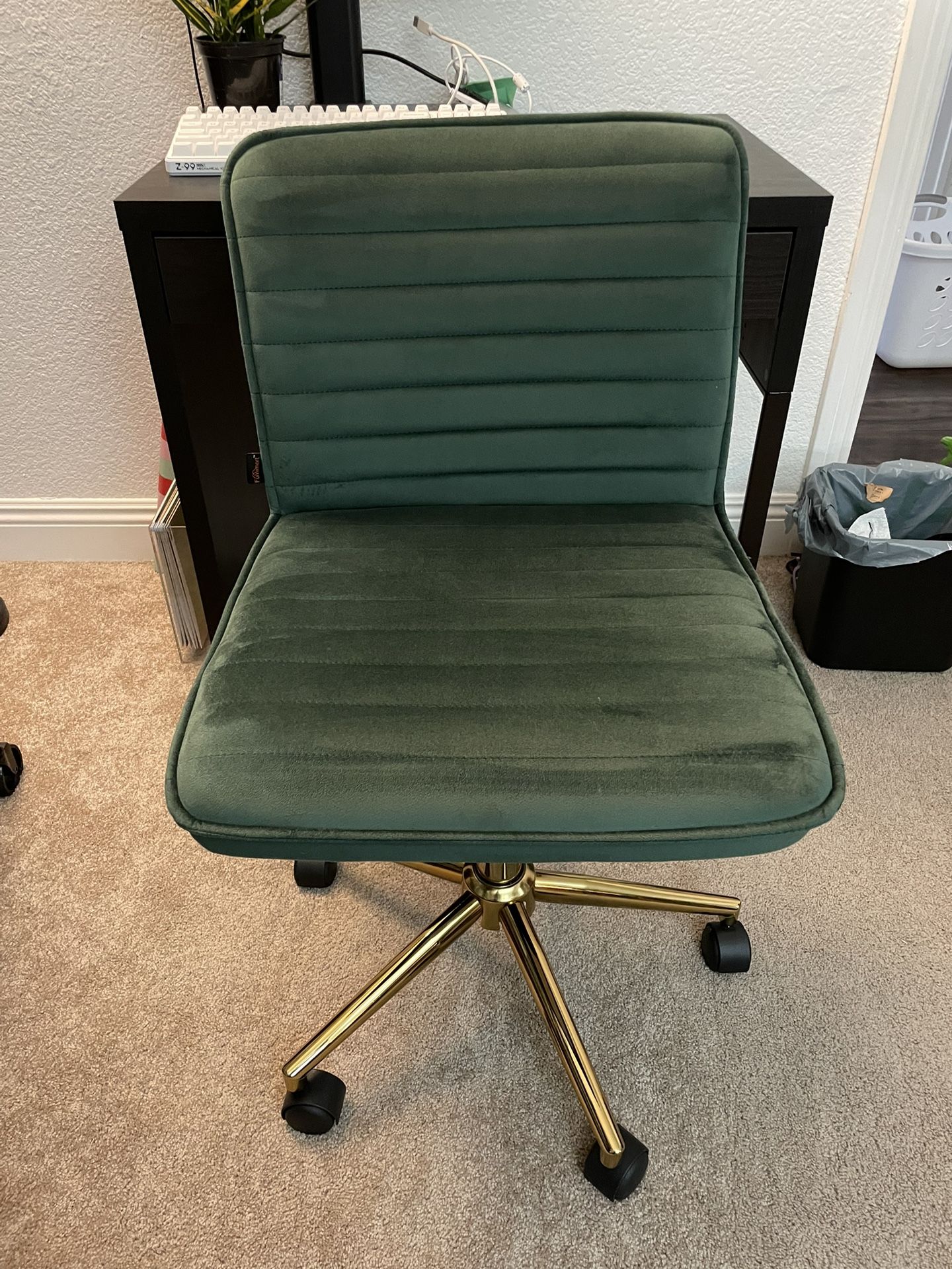 Green Velvet Office Chair