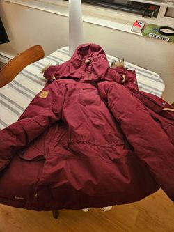 Fjallraven coat small  women's, g1000