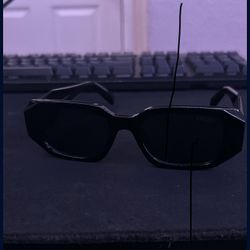 Prada Milano Sunglasses *BEST OFFER*