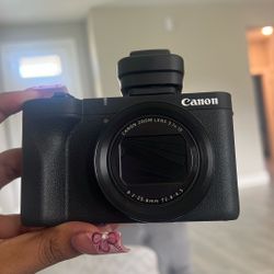 New Canon Powershot V1