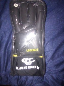 Soccer Gloves GOALIE SIZE 11 BRAND NEW