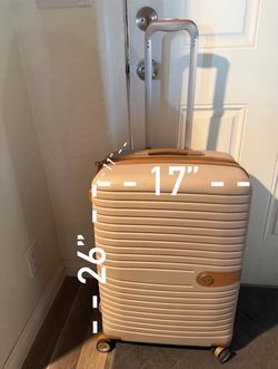 medium-sized suitcase