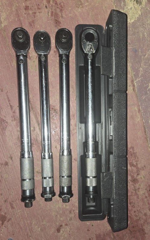 3/8 In Harbor Freight Ratcheting Torque Wrenches