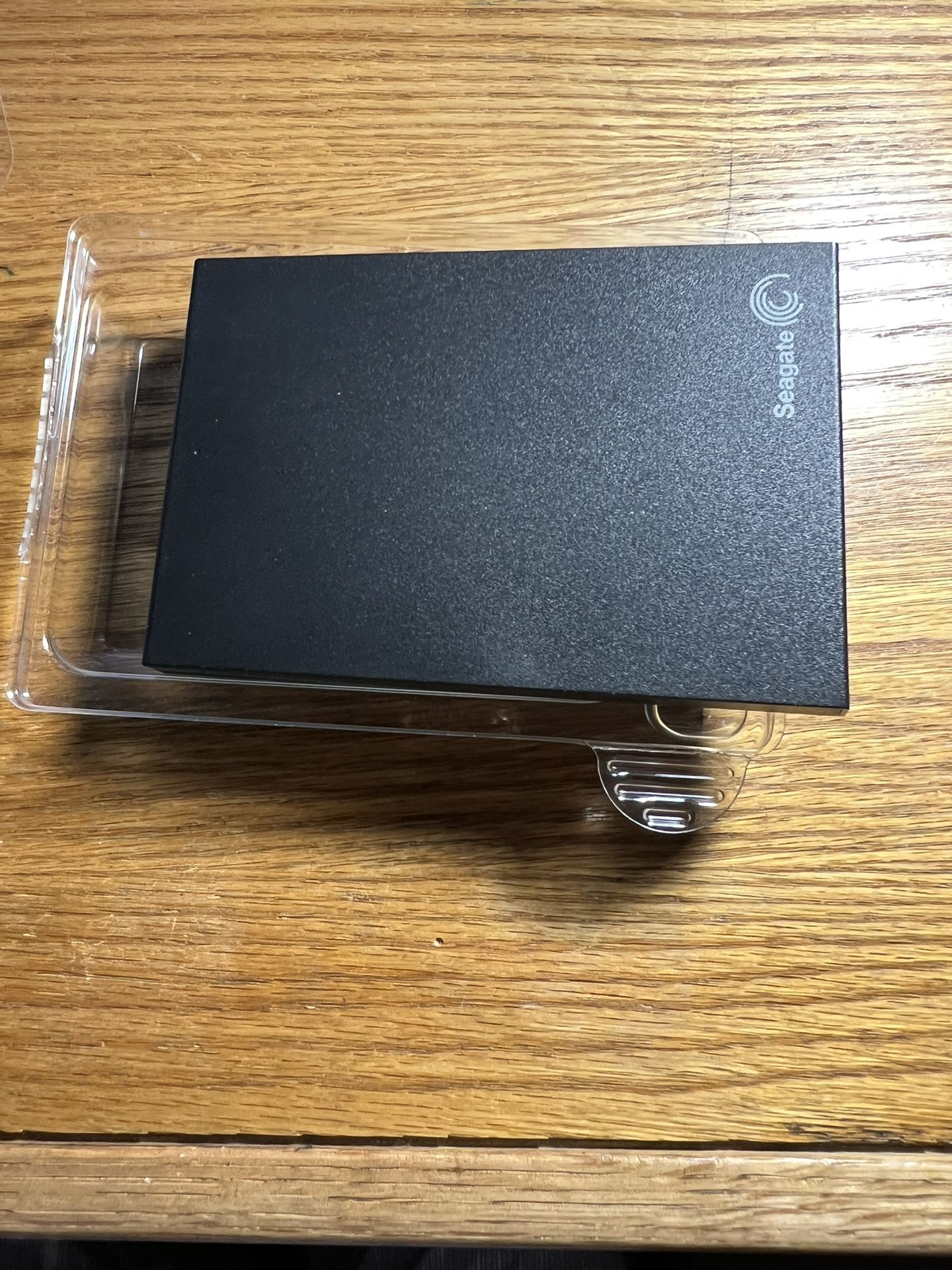 Seagate 1.5 TB External Hard Drive - Easy Plug-and-Play Storage for PC & Mac